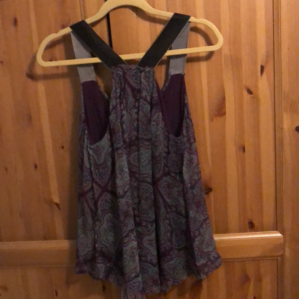 Top - Picture 4 of 4
